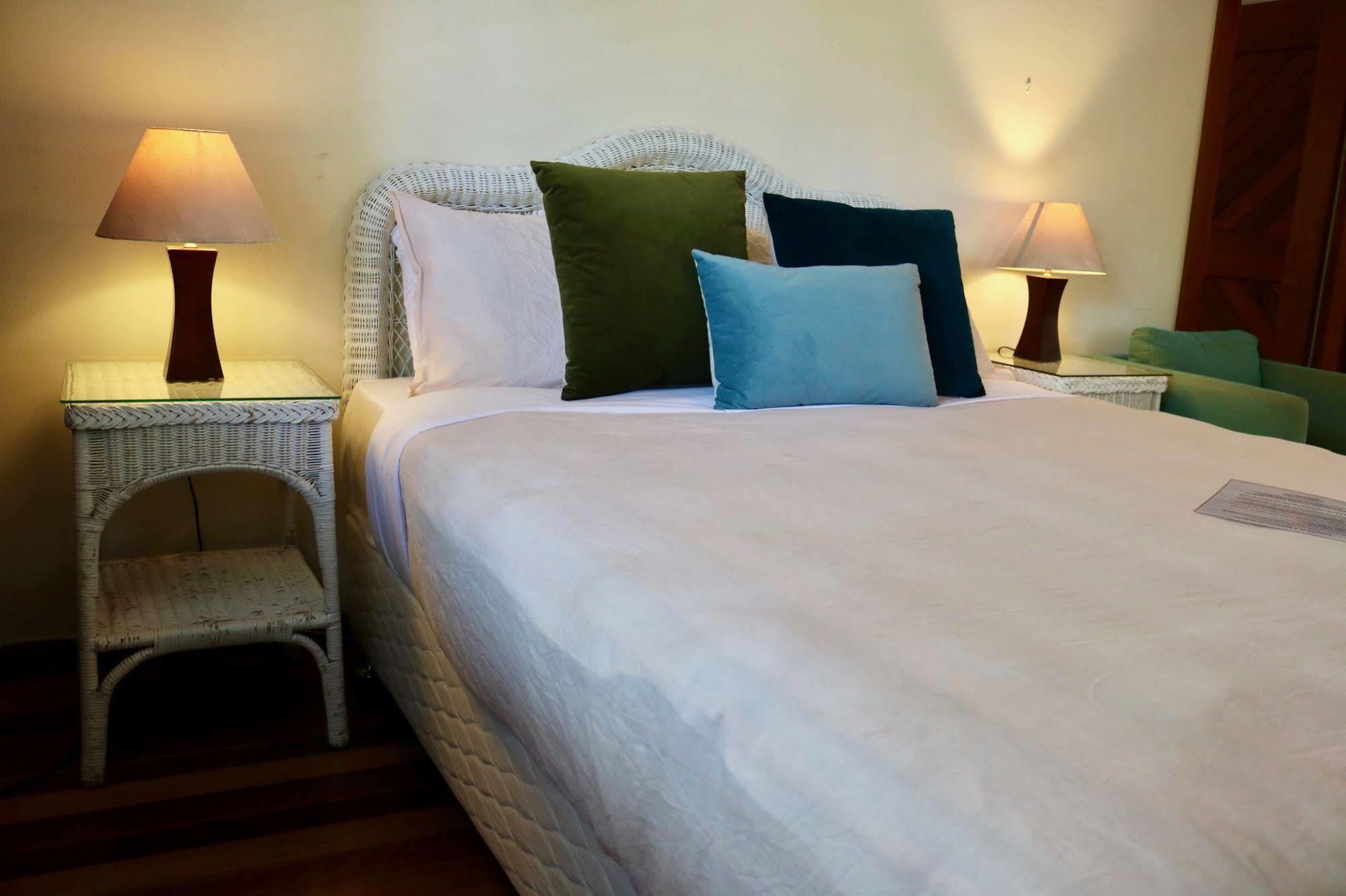 A Beach House At Byron Hotel Byron Bay Buitenkant foto